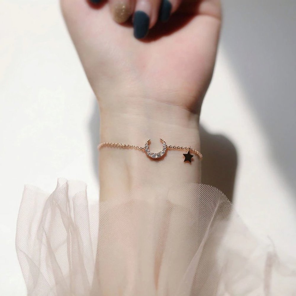 NEW Silver Simple Moon Star Bracelet - Picture 6 of 6